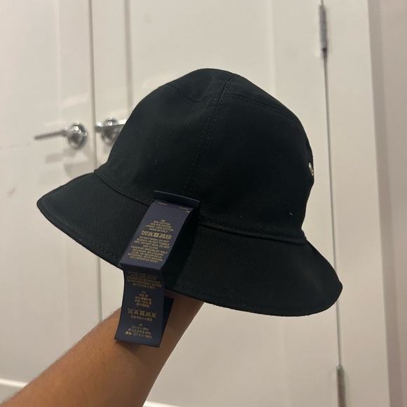 Louis Vuitton Monogram Essential Bucket Hat (Reversible) - Purple/Black - Picture 4 of 6